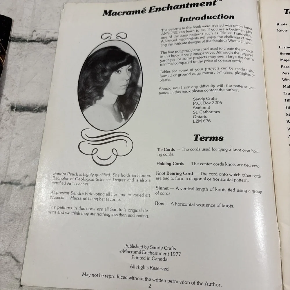 Vintage Macrame Enchantment Instruction Book Plant Hang Tiki Table 1977‎